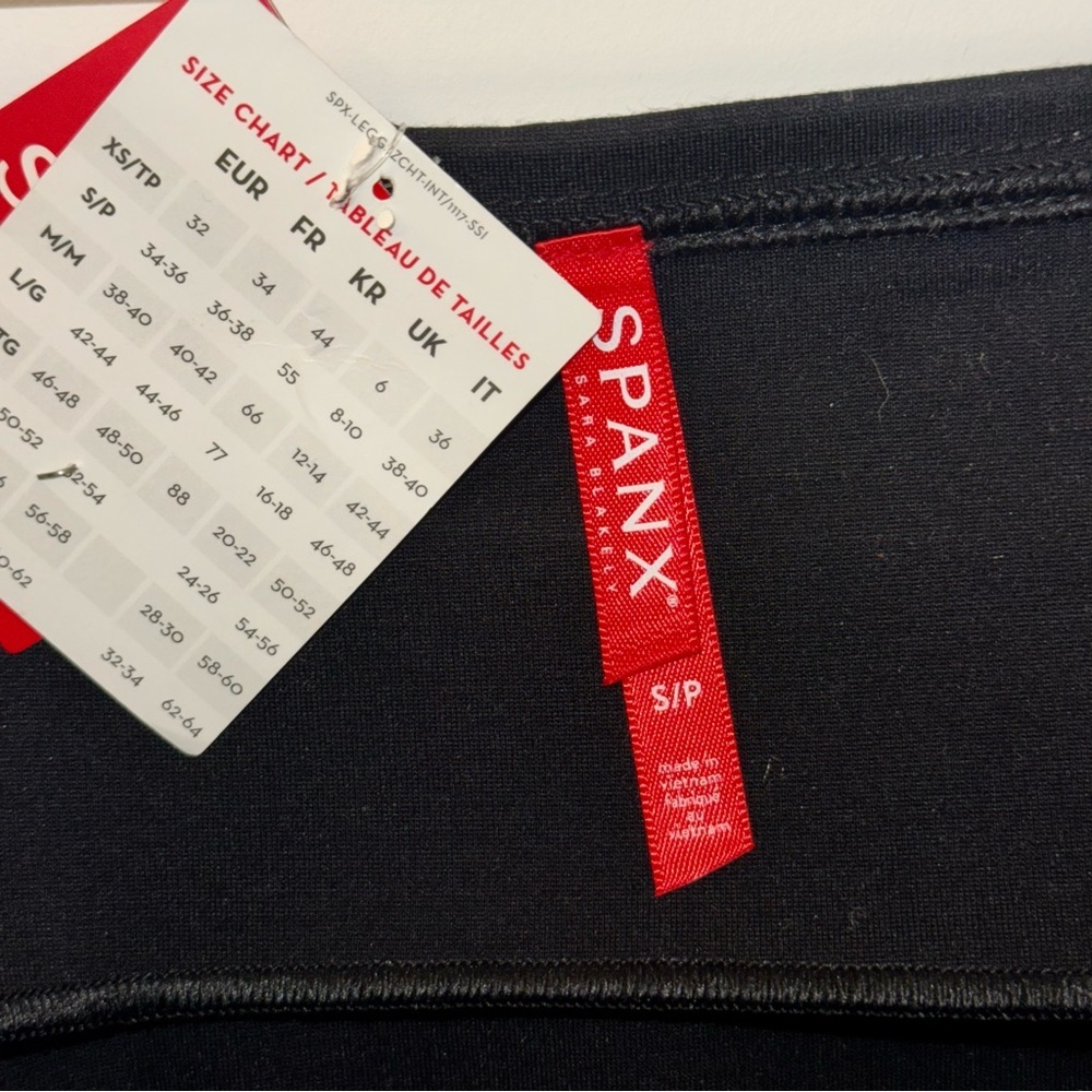 NWT SPANX The Perfect Black Pencil Skirt size small - Picture 12 of 14
